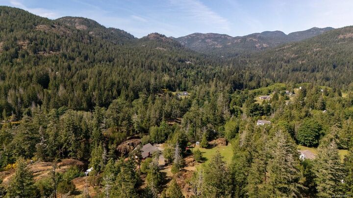 Photo de la propriété:  2730 Phillips Rd #B  BC V9Z 0Y3 