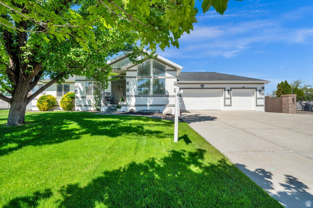 Property Photo: 14664 S 2700 W UT 84065