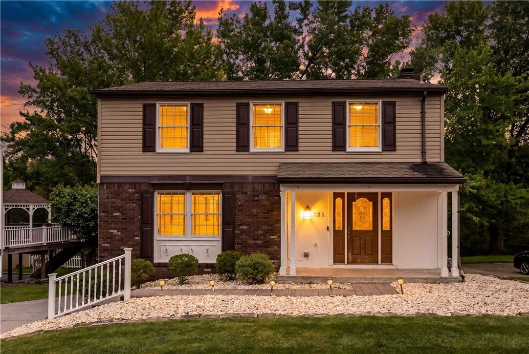 Property Photo:  121 Penncrest Drive  PA 15131 