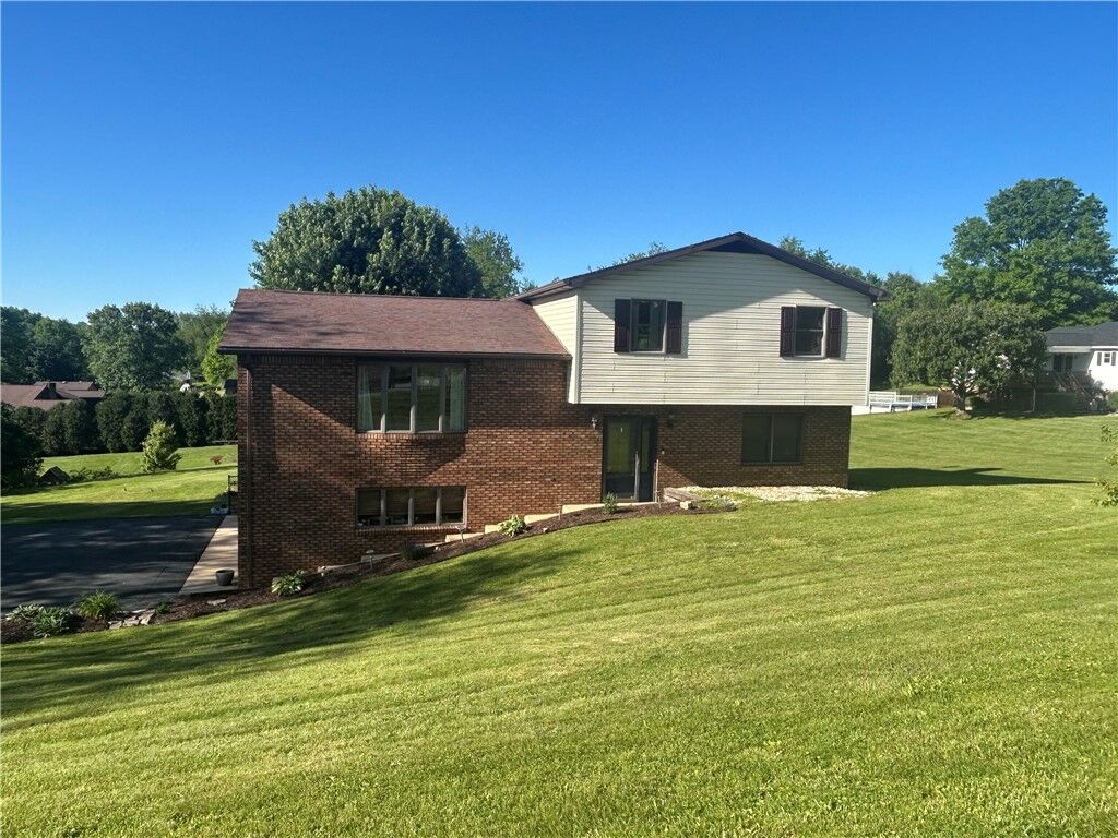 Property Photo: 111 Longanecker Rd PA 15425