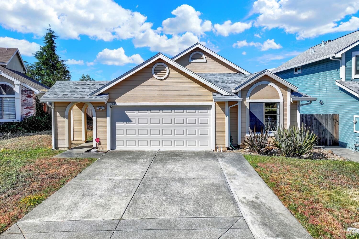 Property Photo:  2405 Topgallant Court  CA 94534 