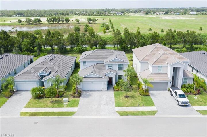Property Photo: 2639 Scarlet Way FL 34120