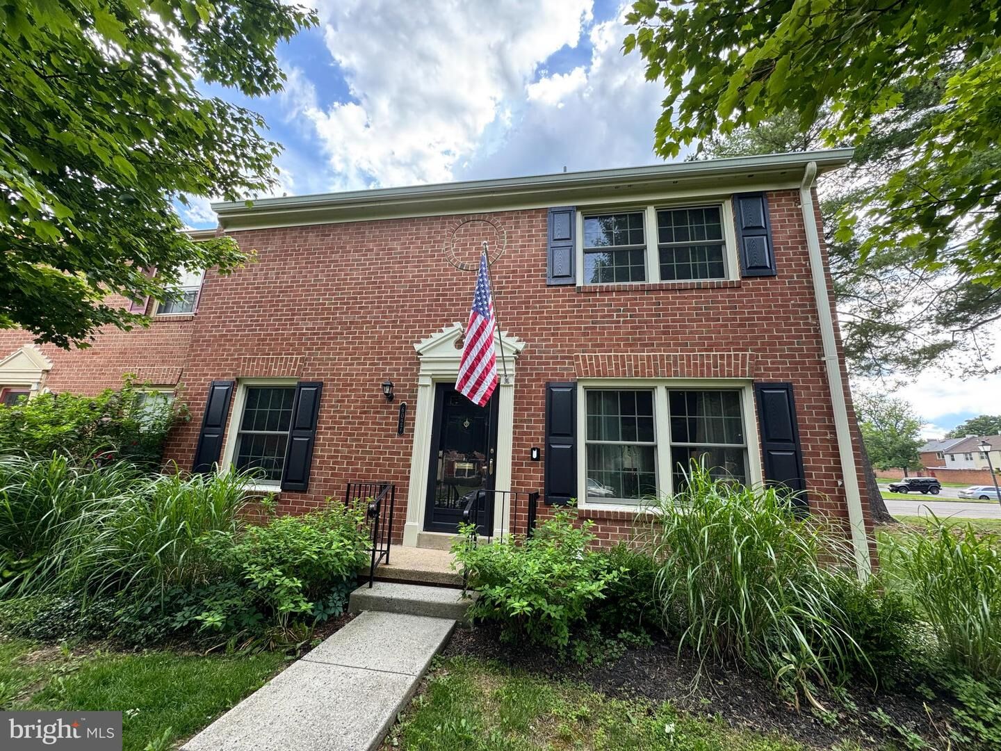 Property Photo:  6027 Queenston Street  VA 22152 