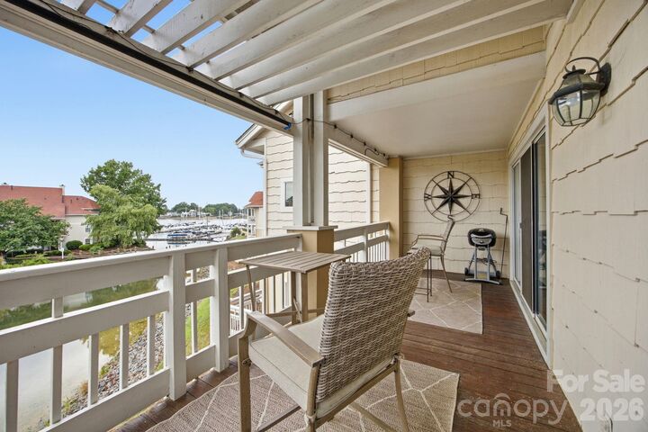 Property Photo: 18009 Kings Point Drive I NC 28031