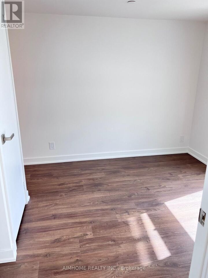 Property Photo:  30 Tretti Way 516  ON M3H 0E3 
