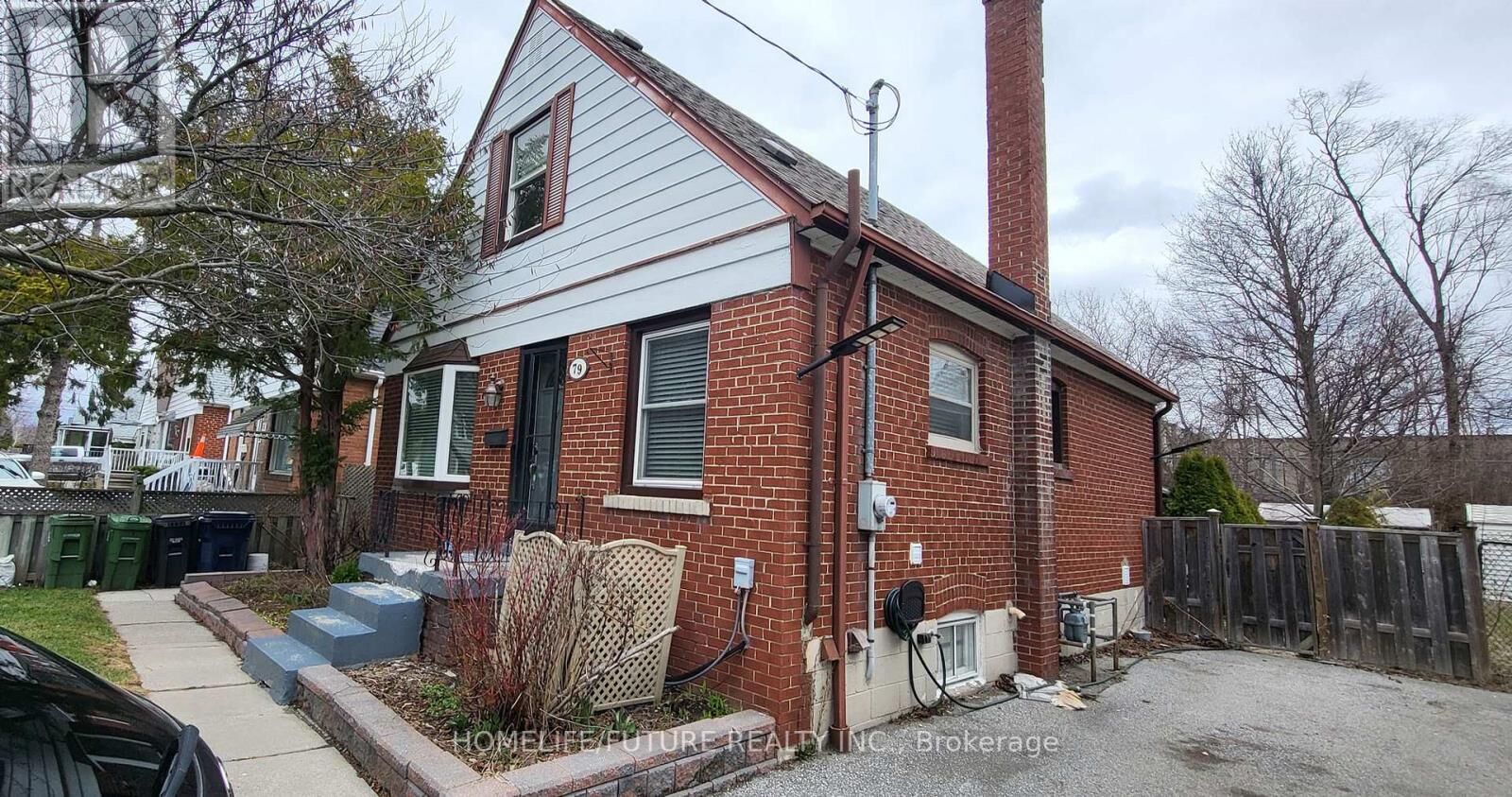 Property Photo:  79 Ellington Drive Main &Amp 2nd  ON M1R 3Y2 