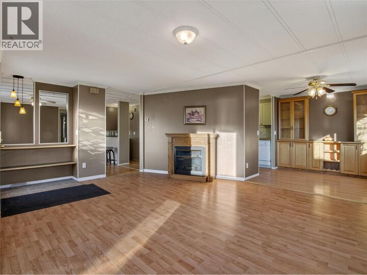 Photo de la propriété:  98 Okanagan Avenue East 11  BC V2A 3J5 