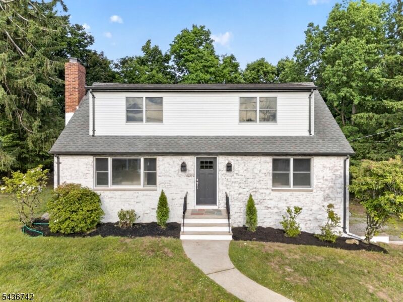 Property Photo:  11 Franklin St  NJ 07430 