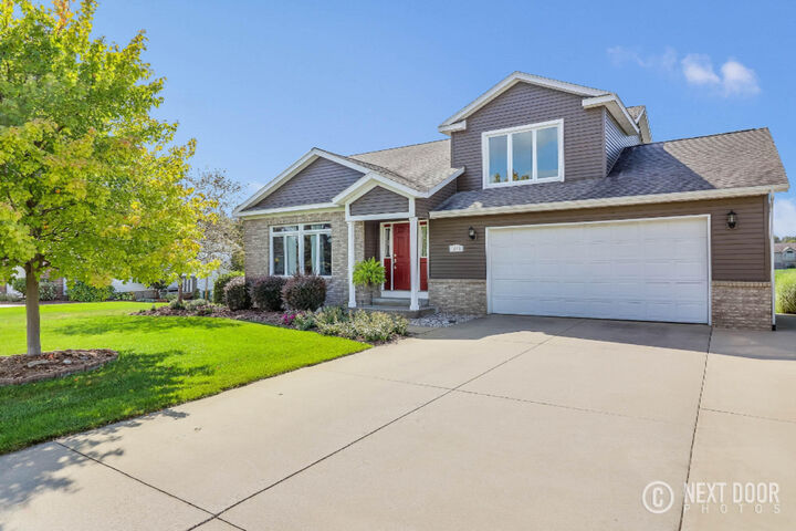 Property Photo:  1645 Garden View Drive  MI 49464 