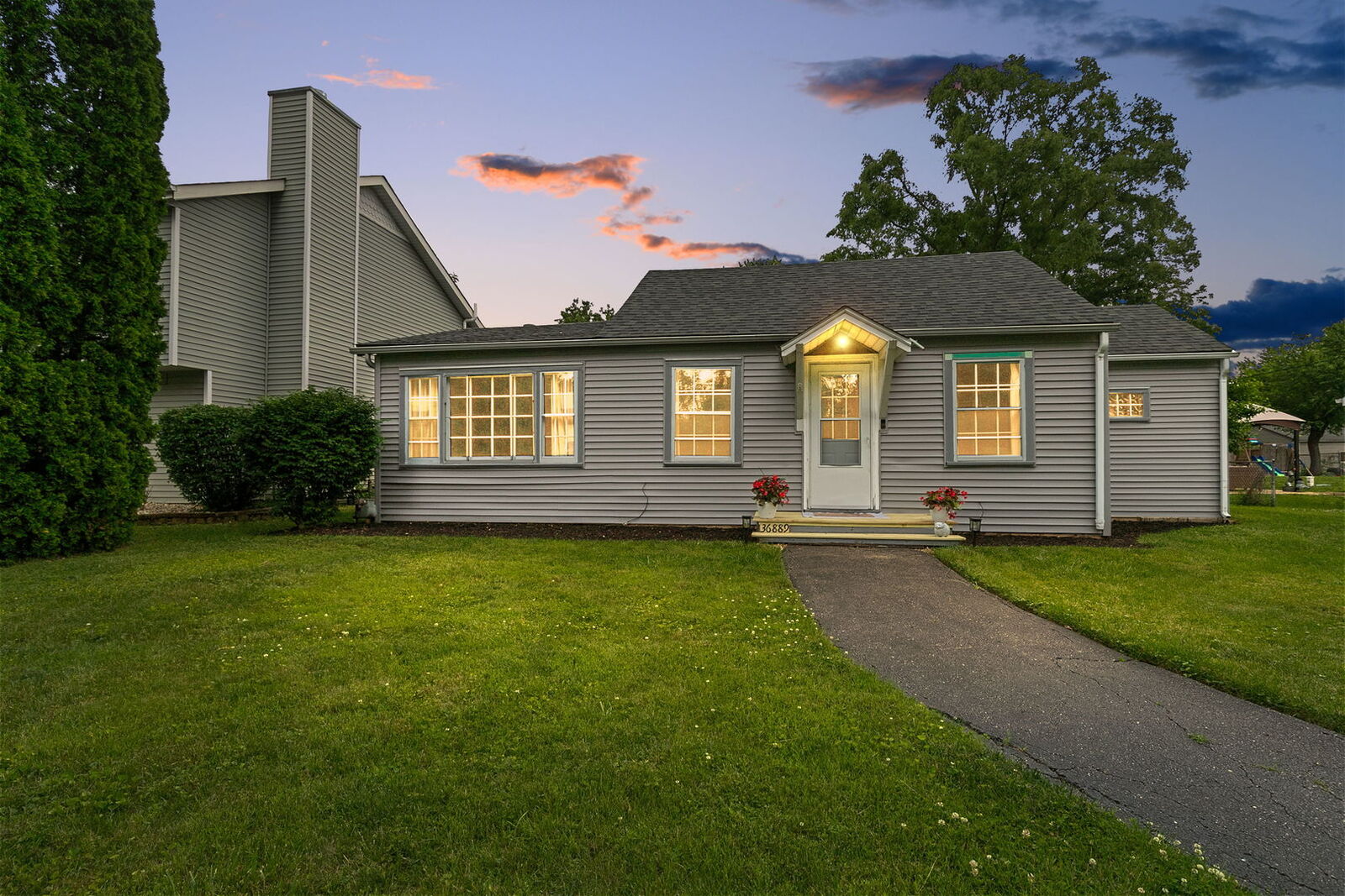 Property Photo: 36889 N Oakwood Drive IL 60046