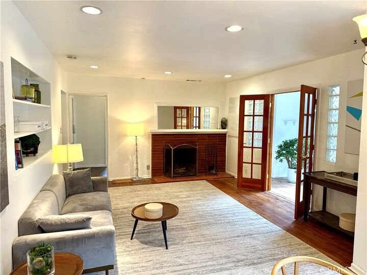 Property Photo:  5425 Halbrent Avenue  CA 91411 