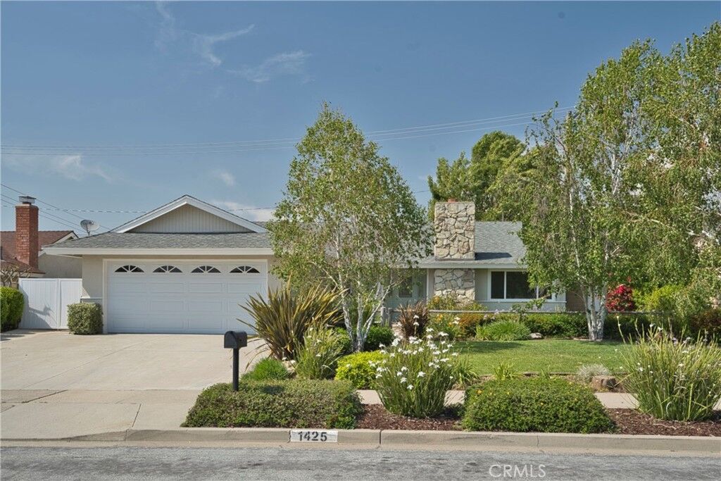 Property Photo: 1425 Arrow Wood Drive CA 92821