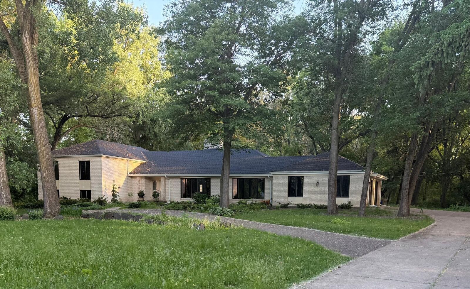 Property Photo:  23 Evergreen Road  MN 55127 