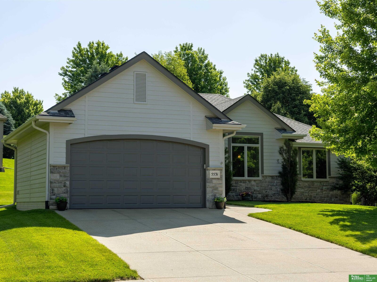 Property Photo:  5531 N 153rd Avenue  NE 68116 
