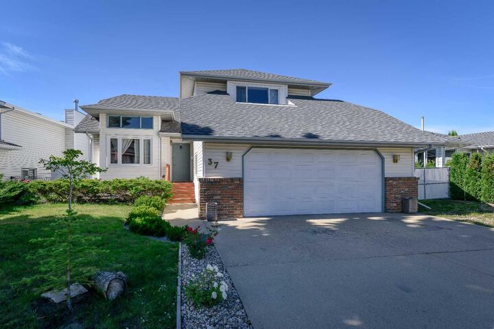37 Denovan Crescent — photo 1