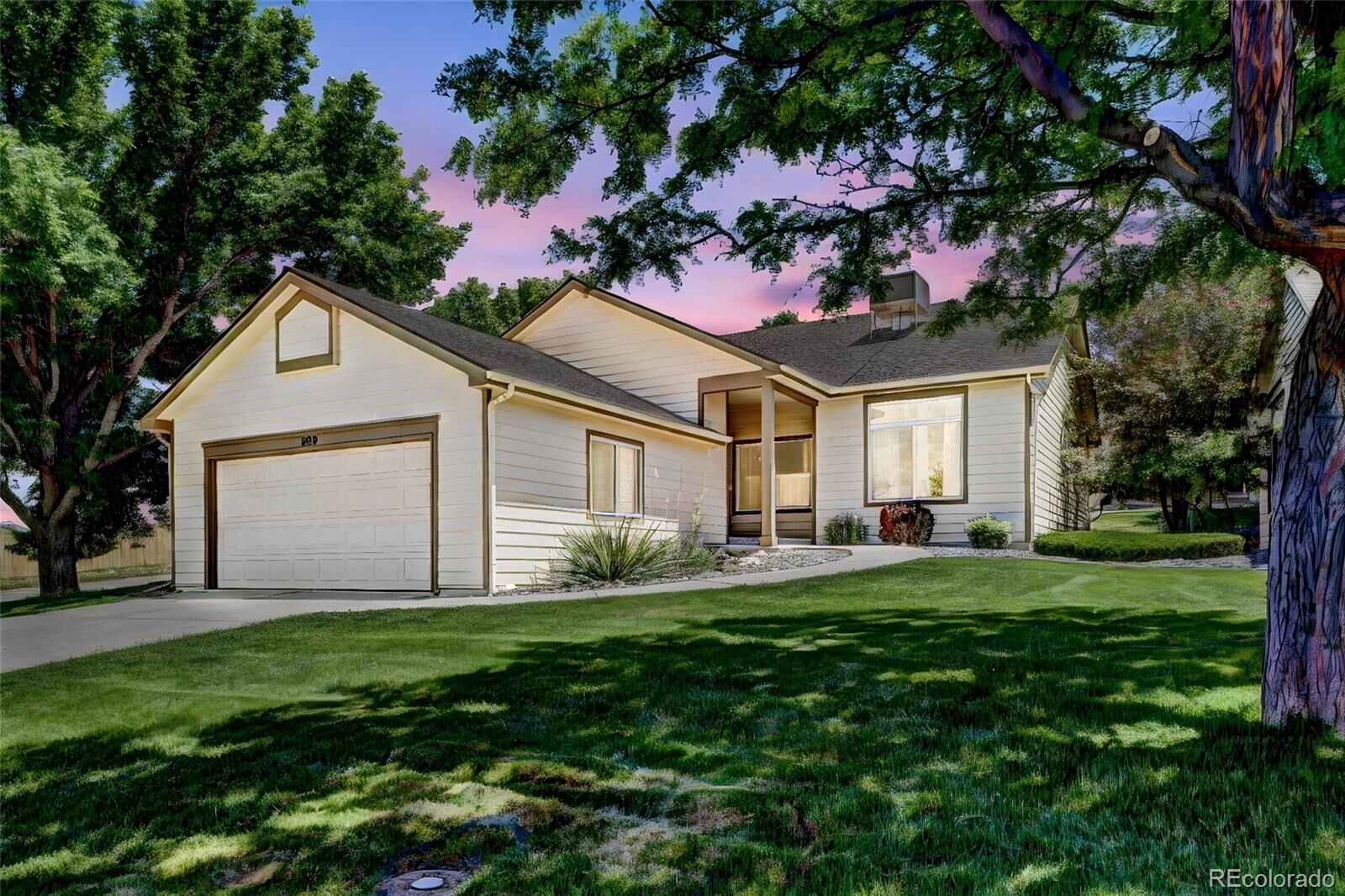 Property Photo:  299 NW Limberpine Circle  CO 81635 