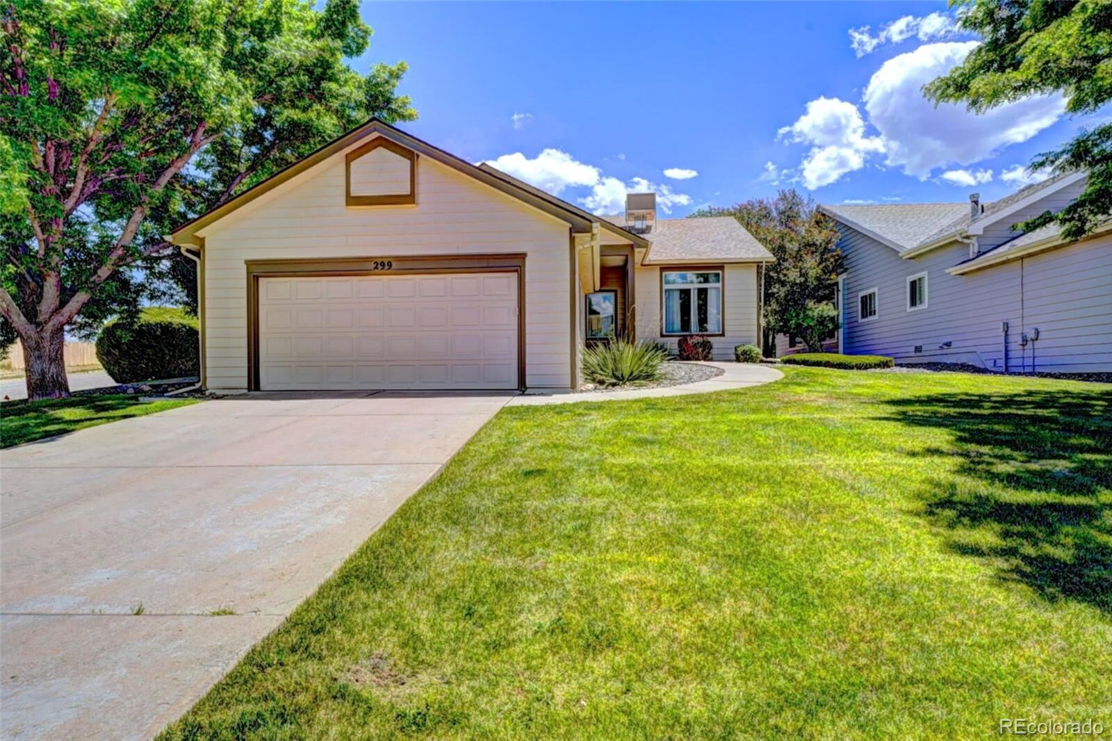 Property Photo:  299 NW Limberpine Circle  CO 81635 