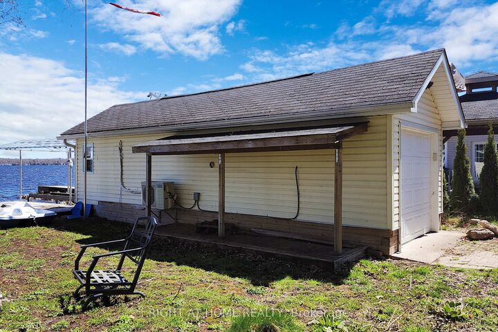 36 Hills Road — photo 1