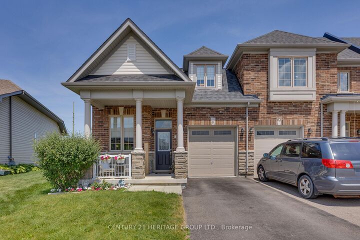 61 Kingsmere Crescent — photo 1
