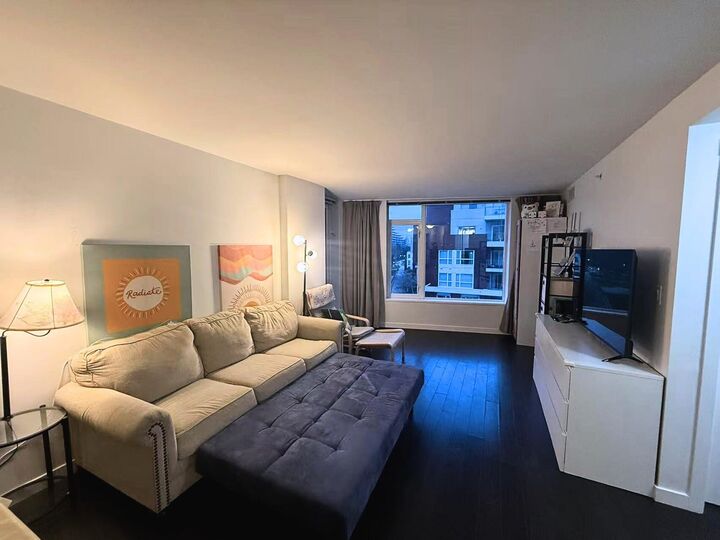 Property Photo:  7708 Alderbridge Way 605  BC V6X 0P9 