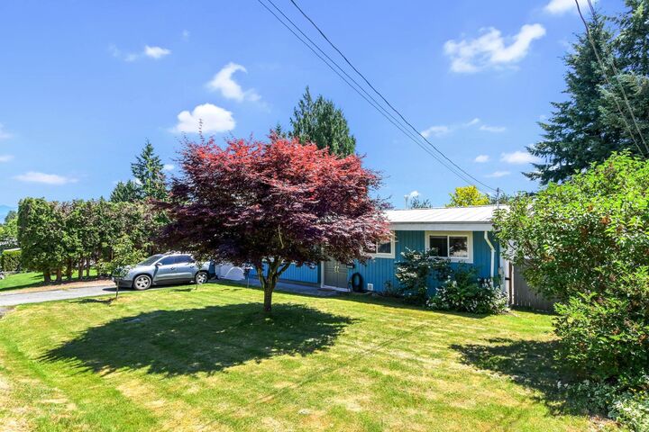 Property Photo: 32600 Willingdon Crescent BC V2T 1S2