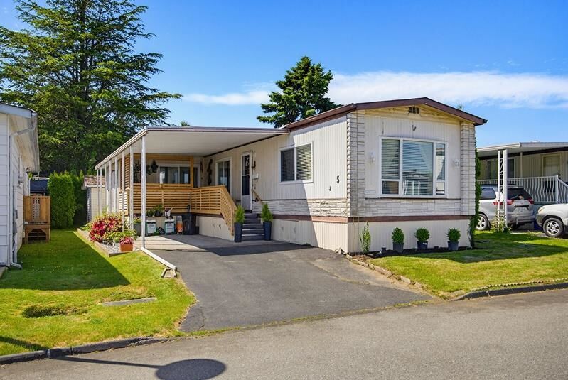 Property Photo: 15875 20 Avenue 5 BC V4A 2B1
