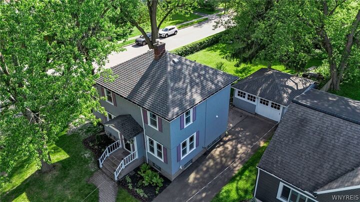 Property Photo:  277 Sycamore Street  NY 14052 