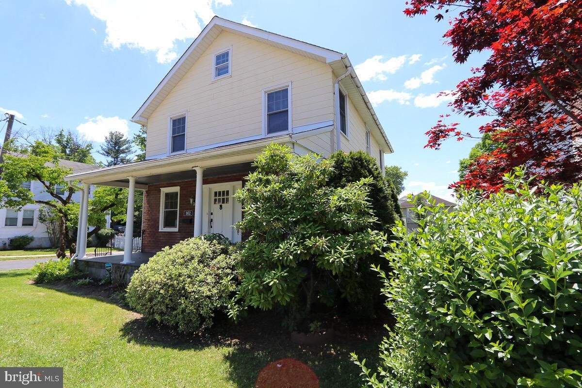 Property Photo:  1952 Susquehanna Road  PA 19001 