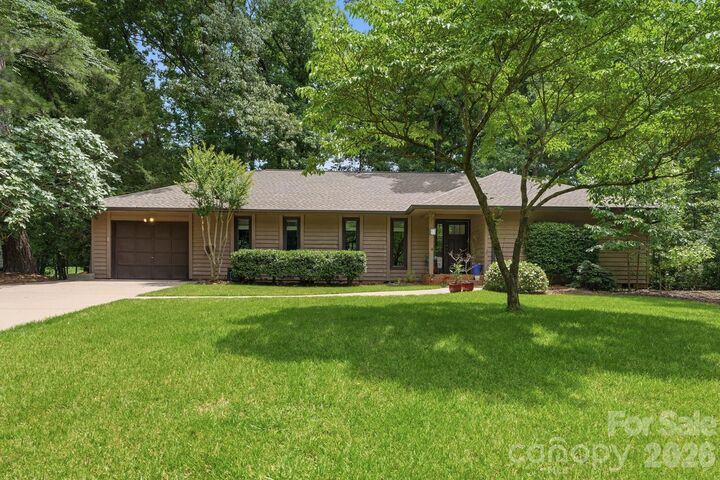 Property Photo: 6 Catawba Ridge Court 6 SC 29710