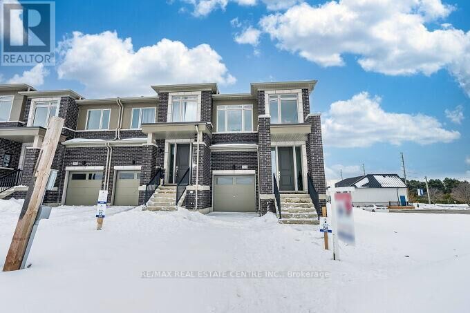 Property Photo:  553 Ted Marks Drive  ON L1L 0X3 