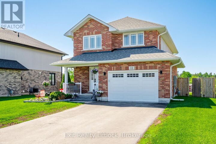 Property Photo:  11 Darrell Drain Crescent  ON K0L 2V0 