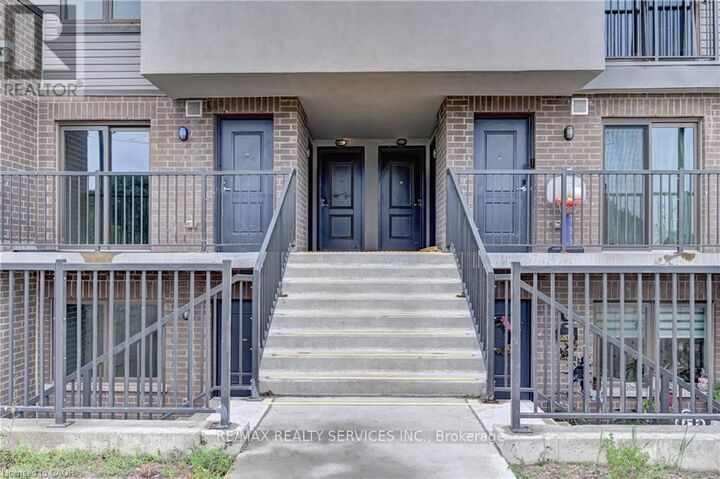 Photo de la propriété:  370 Fisher Mills Road # C-55  ON N3C 4N5 