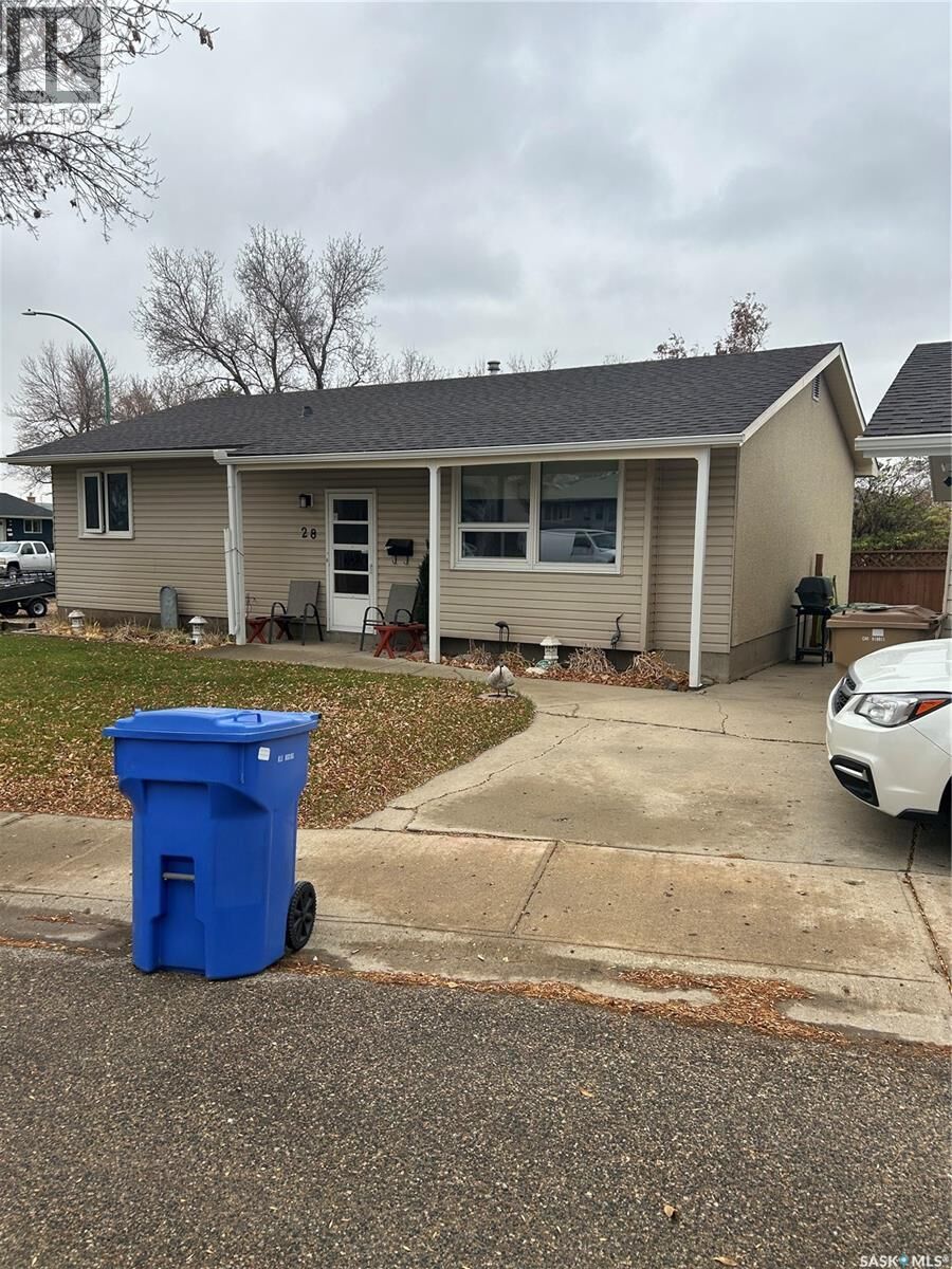 Photo de la propriété:  28 Carmichael Road  SK S4R 0C5 