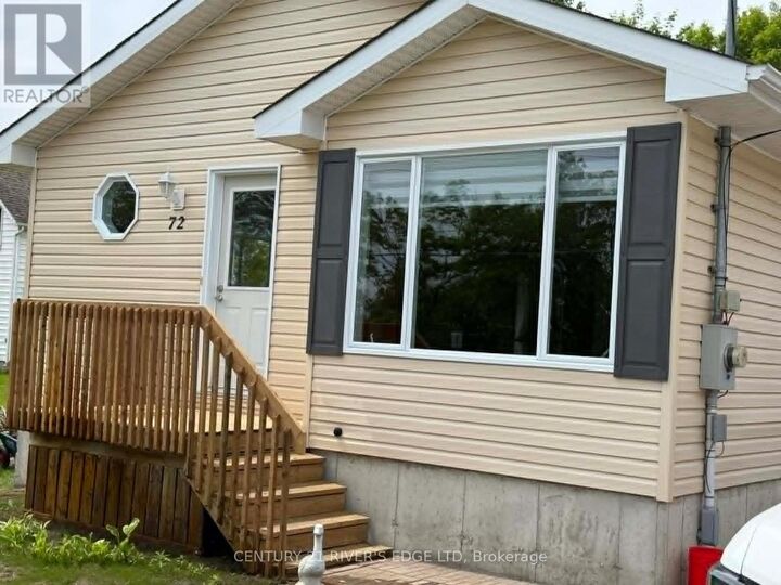 Property Photo:  72 St Lawrence Street  ON K0C 1X0 