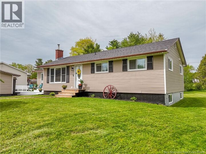 Property Photo:  281 Canterbury Drive  NB E3B 4M2 