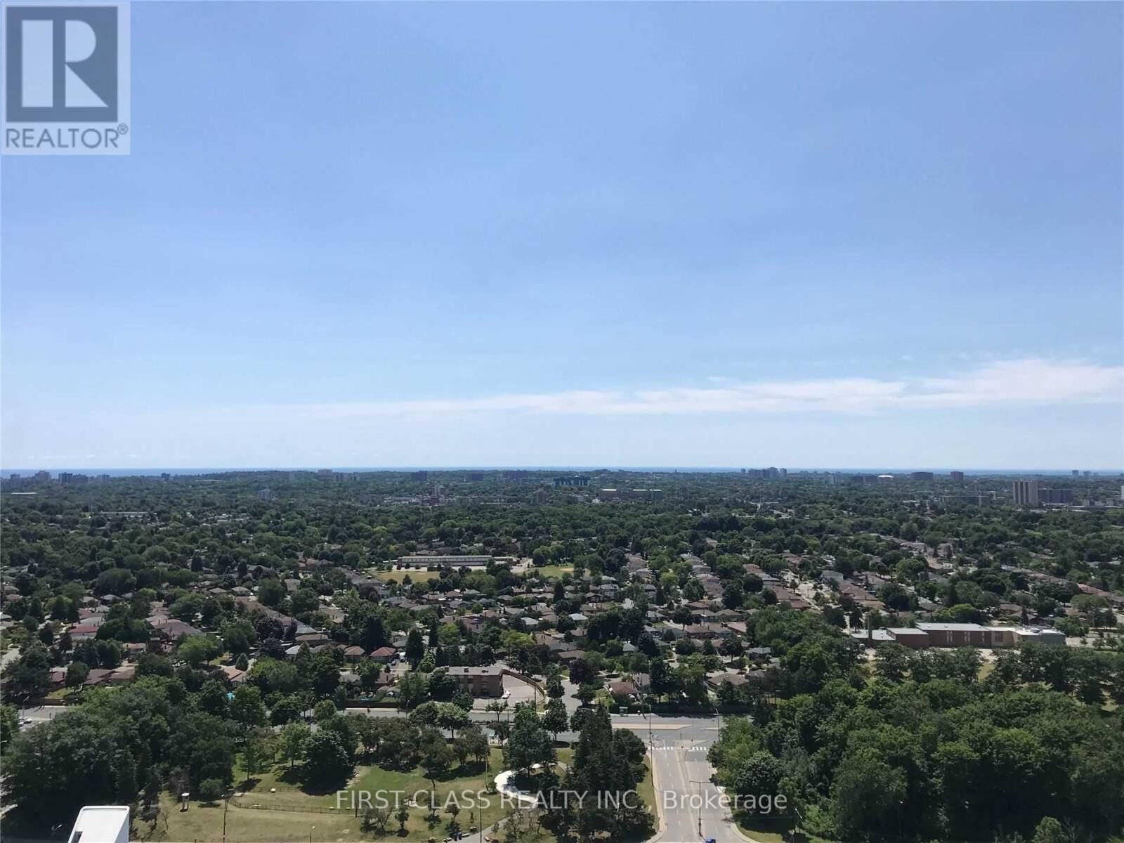 Property Photo:  50 Brian Harrison Way 3309  ON M1P 5J4 