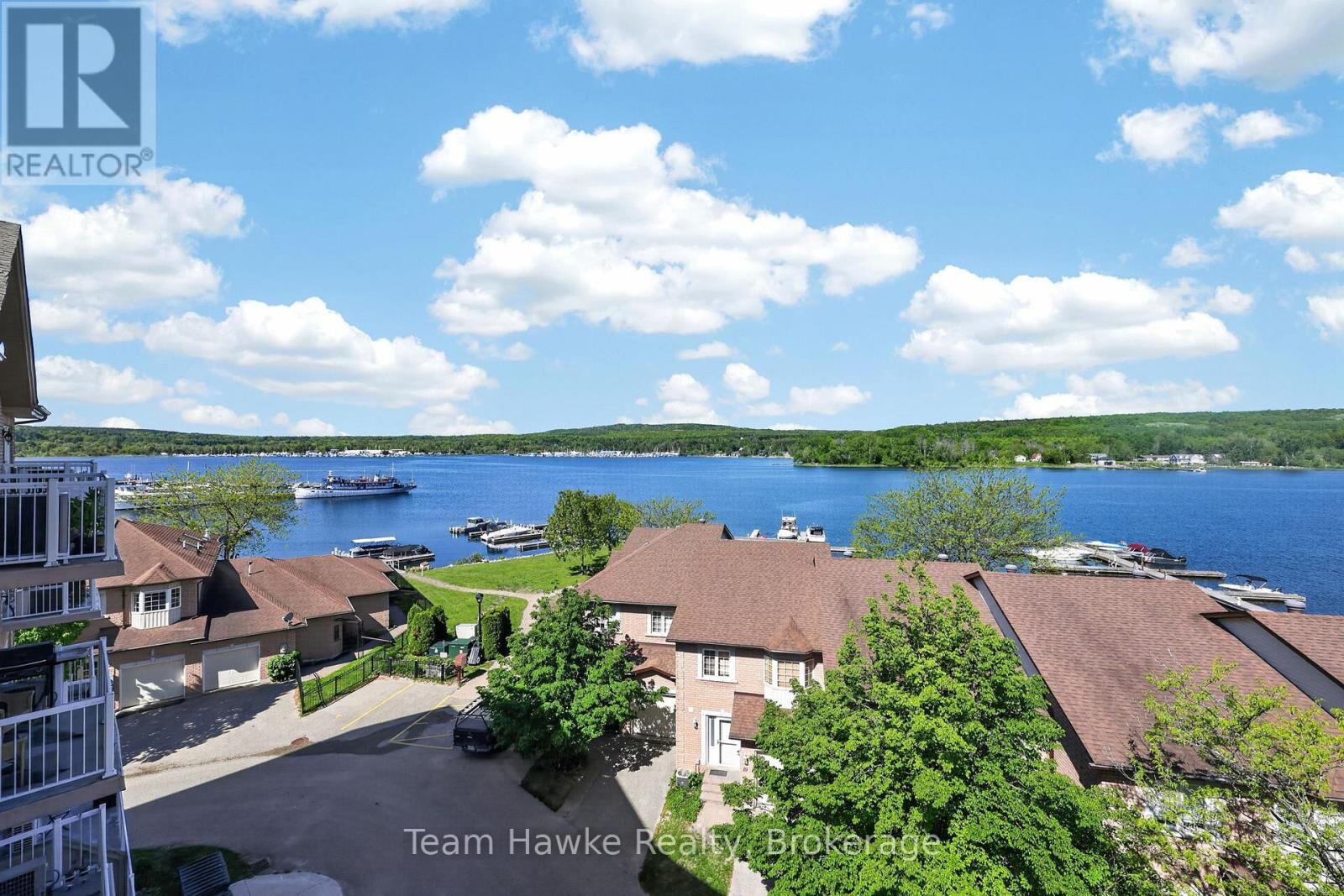 Property Photo:  4 Beck Boulevard Ph4  ON L9M 2H3 