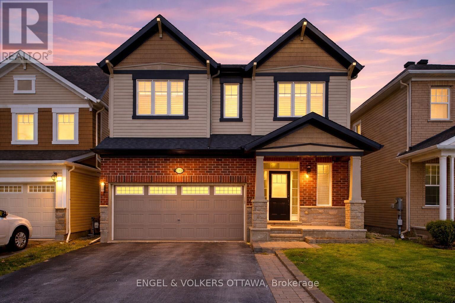 Property Photo:  252 Rue Des Soldats Riendeau Street  ON K2J 5Z4 