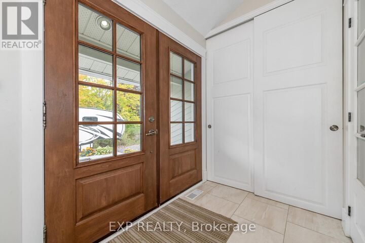 Property Photo:  1238 Barnwell Crescent  ON K4B 1K4 