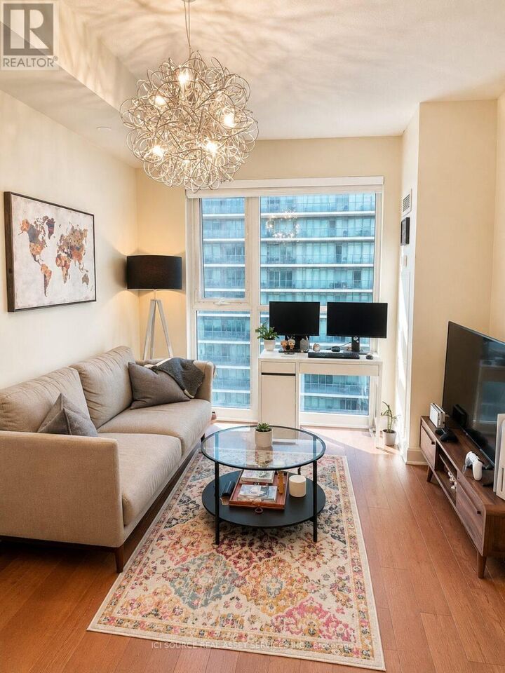 Property Photo:  33 Shore Breeze Drive 1106  ON M8V 1A1 