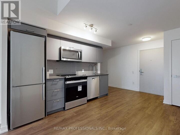 Property Photo: 500 Wilson Avenue 129 ON M3H 0E5
