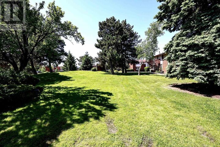 Property Photo:  3665 Flamewood Drive 53  ON L4Y 3P5 