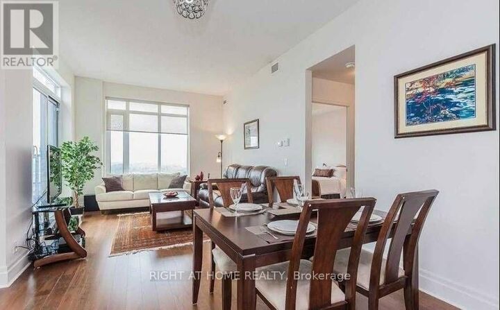 Property Photo: 151 Upper Duke Crescent Ph03 ON L6G 0E1