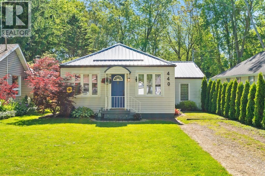 Property Photo:  440 Jackson  ON N0R 1G0 
