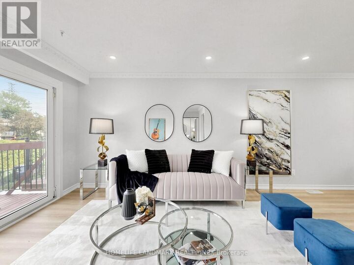 Property Photo:  4 Hines Drive  ON M2H 2M1 
