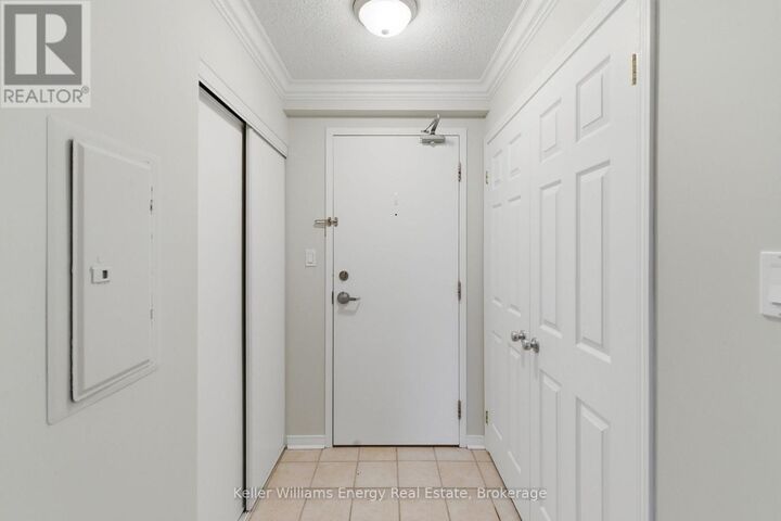 Property Photo:  90 Aspen Springs Drive 301  ON L1C 5N3 