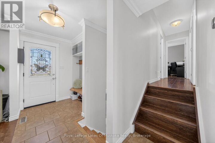 Property Photo:  271 Lakeland Crescent  ON L0K 1A0 