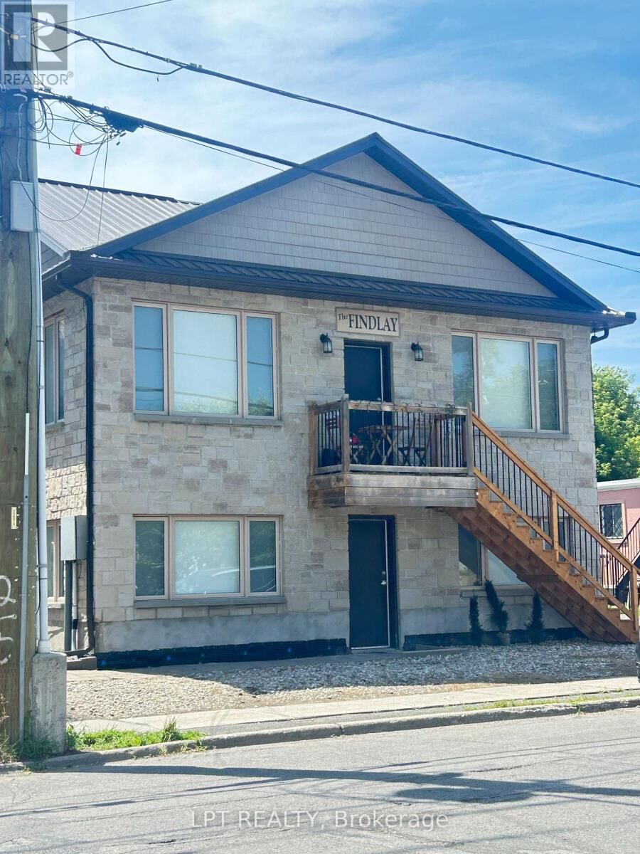Property Photo:  3524 McBean Street D  ON K0A 2Z0 