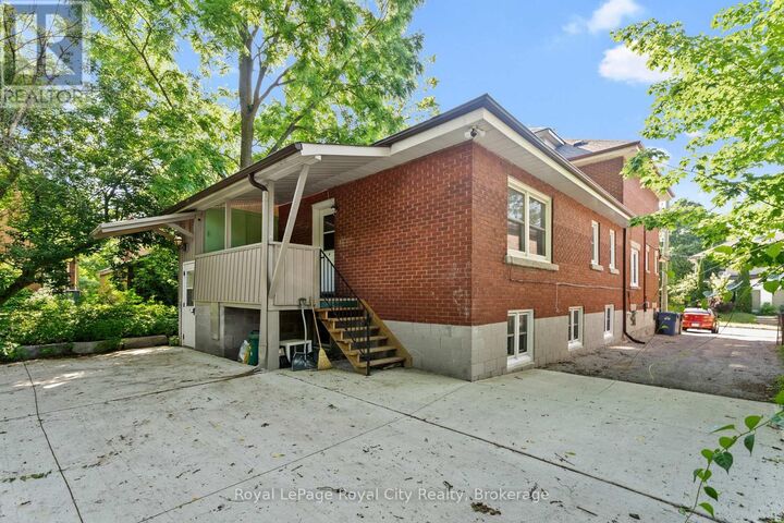 Property Photo:  109 Northumberland Street C  ON N1H 3B1 
