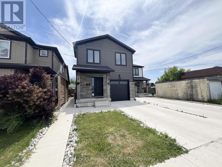 Property Photo:  4 Keswick Street  ON L2P 1L9 